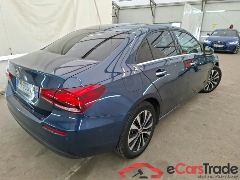 MERCEDES-BENZ Classe A Berline / 2018 / 4P / Berline A 250 e Business Line 8G-DCT #6