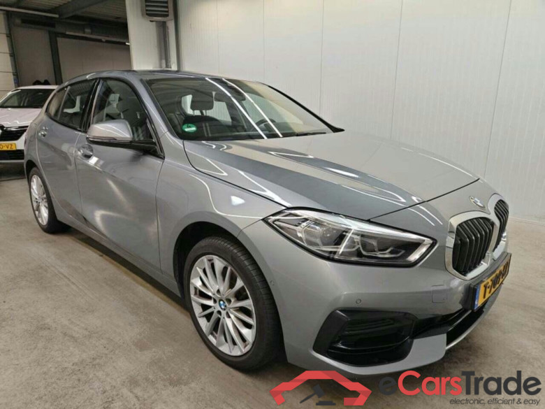 BMW 1-serie 118i Intro Ed. #5