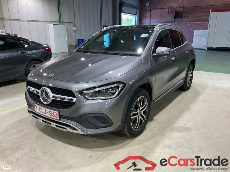 MERCEDES-BENZ GLA 1.3 GLA 250 E DCT BUSINESS SOLUTION