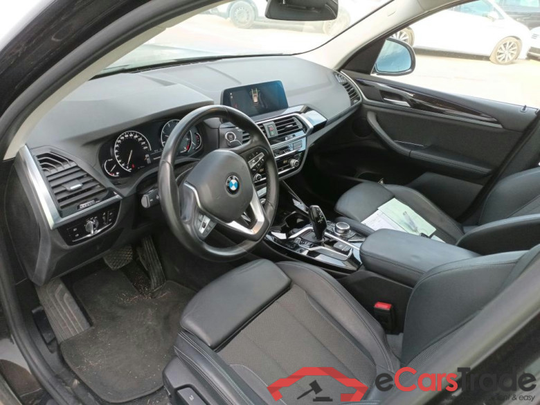 BMW X3 / 2017 / 5P / todoterreno sDrive18d #3