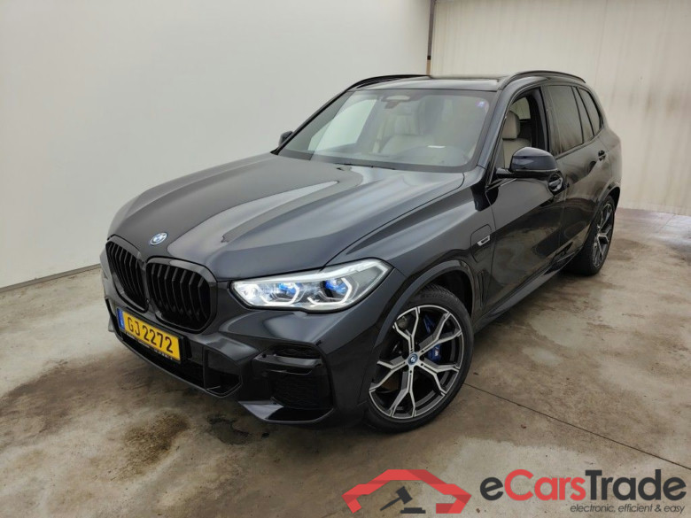 BMW X5 - 2018 3.0AS 286hp xDrive45e PHEV (EU6AP) 5d ///M-Sportkit (total options: 22,380 Ex.Vat) #1