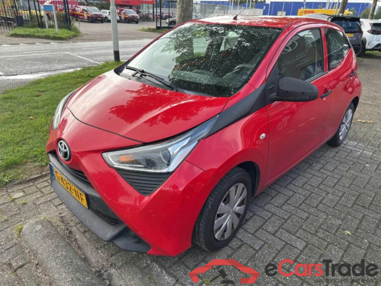 TOYOTA Aygo 1.0 VVT-i x-fun #1