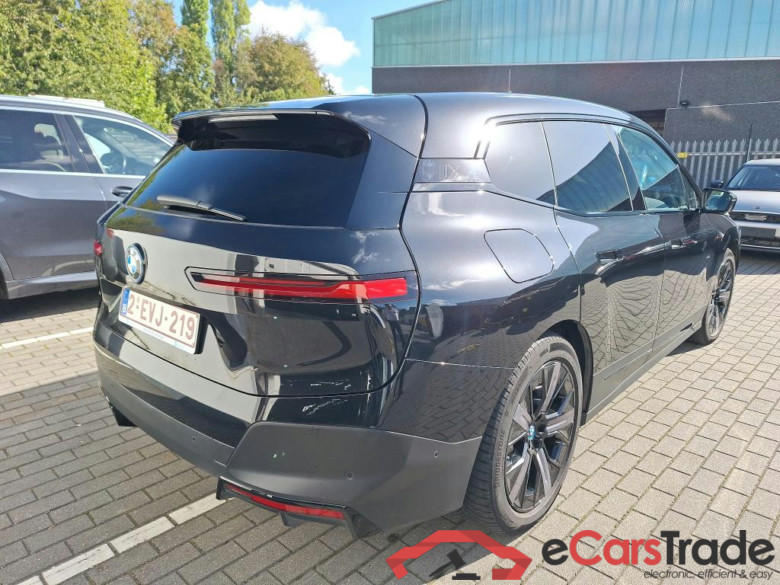 BMW - BMW IX xDrive50A 523PK With Suite Design interior & Black Leather Multifunctional Seats & Shadow Line & Driving Assistant Plus & Harman Kardon & Pano Roof & 21 inch   * ELECTRIC * #2
