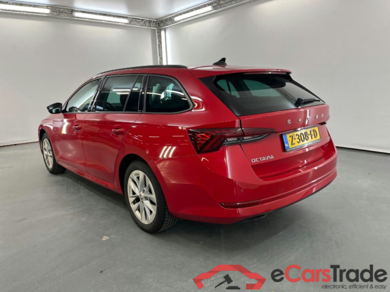 SKODA OCTAVIA COMBI 1.0tsi mhev e-tec business edition 81kW dsg-7 aut  #3