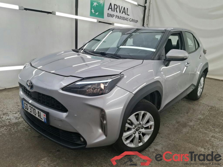 TOYOTA Yaris Cross Hybride / 2021 / 5P / SUV 1.5 HYBRID 116H DYNAMIC BUSINESS BEY AWD