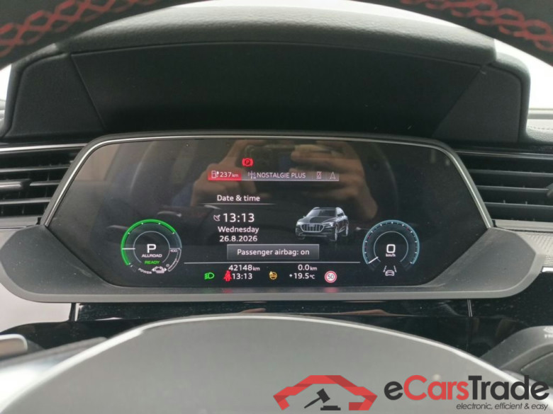 Audi Q8 E-Tron 55 Quattro S Line 5d #6
