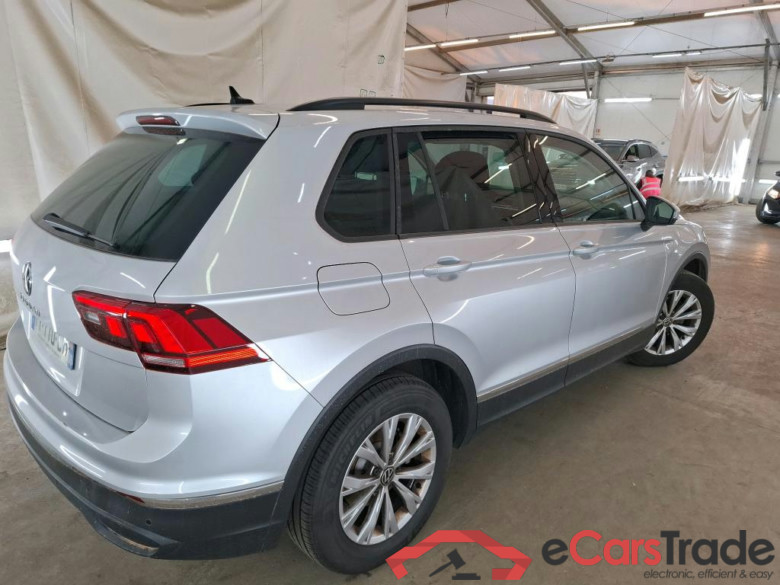 VOLKSWAGEN Tiguan / 2020 / 5P / SUV 1.5 TSI 150 DSG7 Life Busines #6