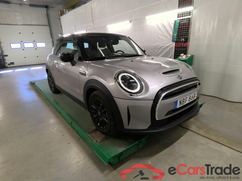 John Cooper EV SE Essential 3d #2