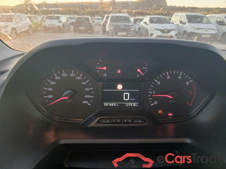 PEUGEOT Rifter / 2018 / 4P / combi Active Standard BlueHDi 73kW (IND) #4