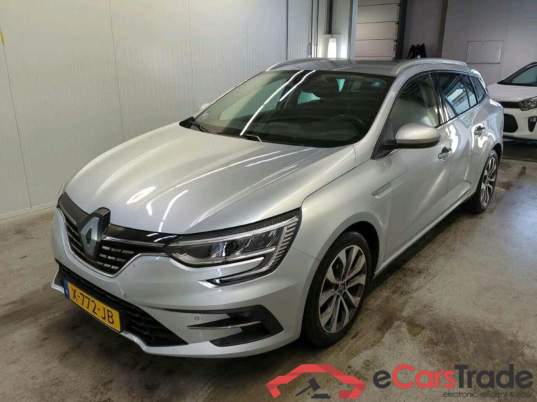 RENAULT Mégane Estate 1.3 TCe 140 Techno #1
