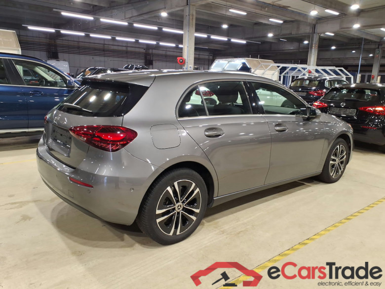 MERCEDES-BENZ A-CLASS 1.3 A 250 E BUSINESS LINE DCT #4