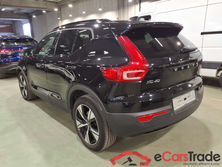VOLVO XC40 1.5 T5 PHEV R-Design #2