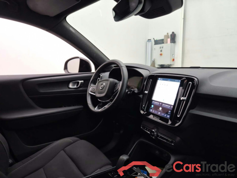 VOLVO XC40 RECHARGE CORE #3