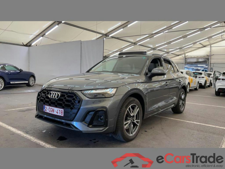 AUDI Q5 PHEV 50 TFSIe Quattro S line S tronic #1