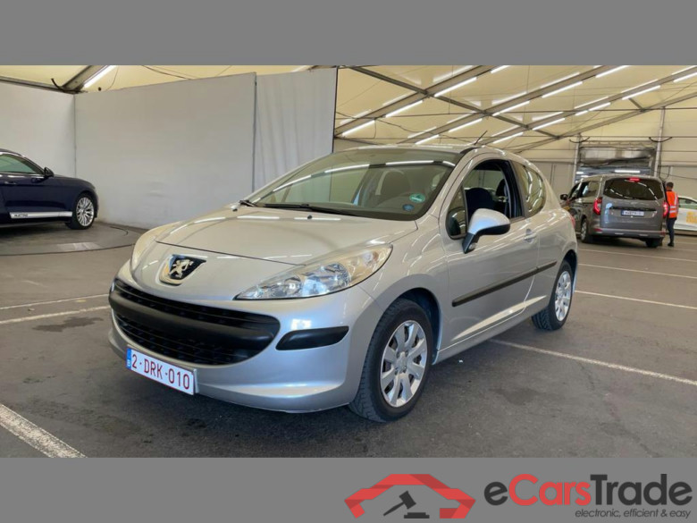 PEUGEOT 207 1.4i Trendy
