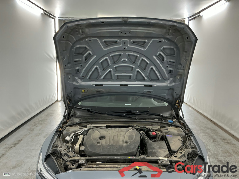 VOLVO V60 2.0 B3 MHEV PLUS DARK DCT #6