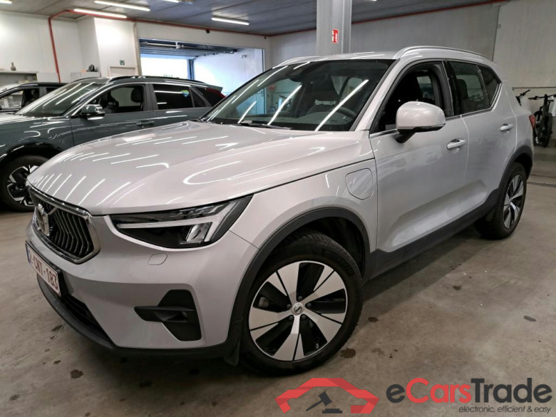 VOLVO - VOL XC40 T4 PHEV 211PK Plus Bright Design With Arianne Leather & Driver Assista Pack & & Pack Light & Protection  * HYBRID * #1