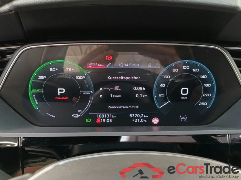 AUDI E-TRON 95 kWh 55 408 Quattro S line 5d #6