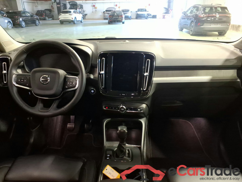 VOLVO XC40 1.5 T2 INSCRIPTION #6