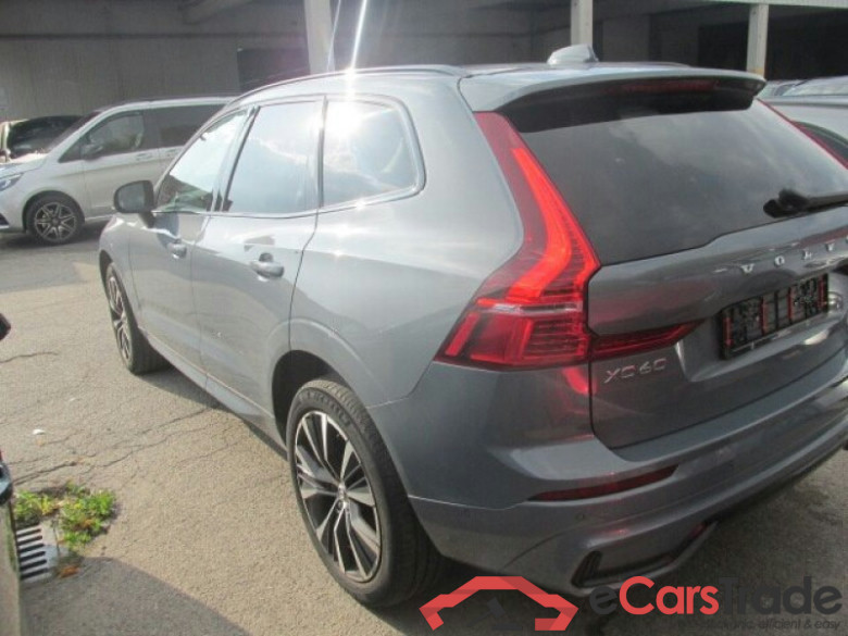 Volvo XC60 (03.2017->) DE - SUV5 B5 (Benzin) AWD EU6d, Ultimate Dark Mild-Hybrid, (Facelift) 2022 - 202 #4