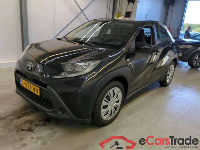 TOYOTA Aygo X 1.0 VVT-i MT Play