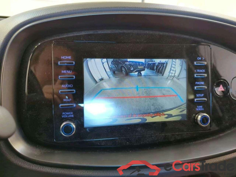 TOYOTA Aygo X 1.0 VVT-i MT Play #5