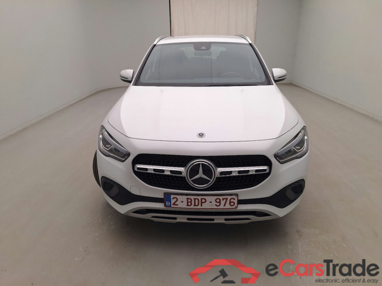 Mercedes, GLA '20 PHEV, Mercedes-Benz GLA GLA 250 e 5d (Annulatie Release: nieuwe plaat 2JVK190): Parking Arval #1