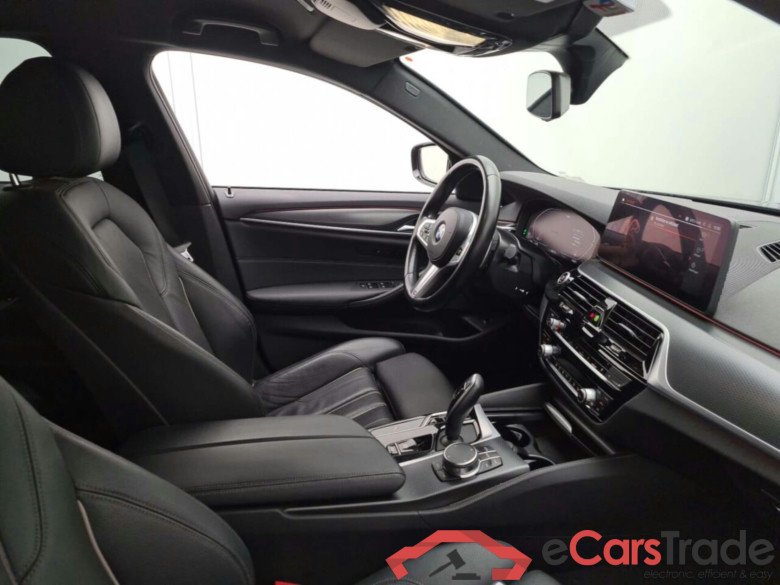 BMW 5-SERIE TOURING 518D M-SPORT AUT #3