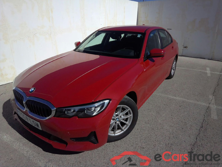 BMW Serie 3 / 2018 / 4P / sedán 318d Auto.