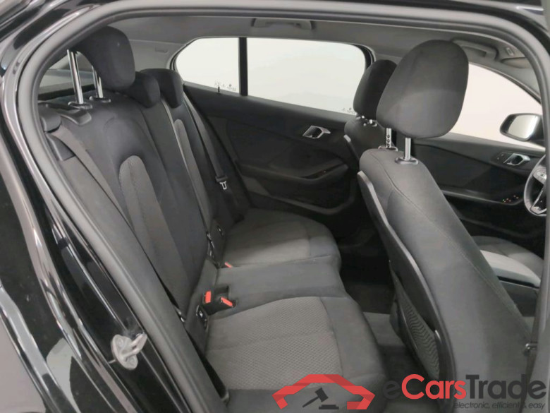 BMW 1 SERIES HATCH 1.5 118IA (100KW) #6