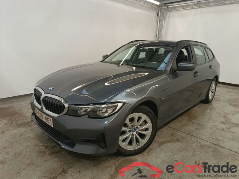 BMW 3 Reeks Touring 330e (215 kW) 5d #1