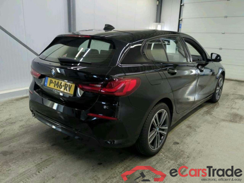BMW 1-serie 118i High Exec #2