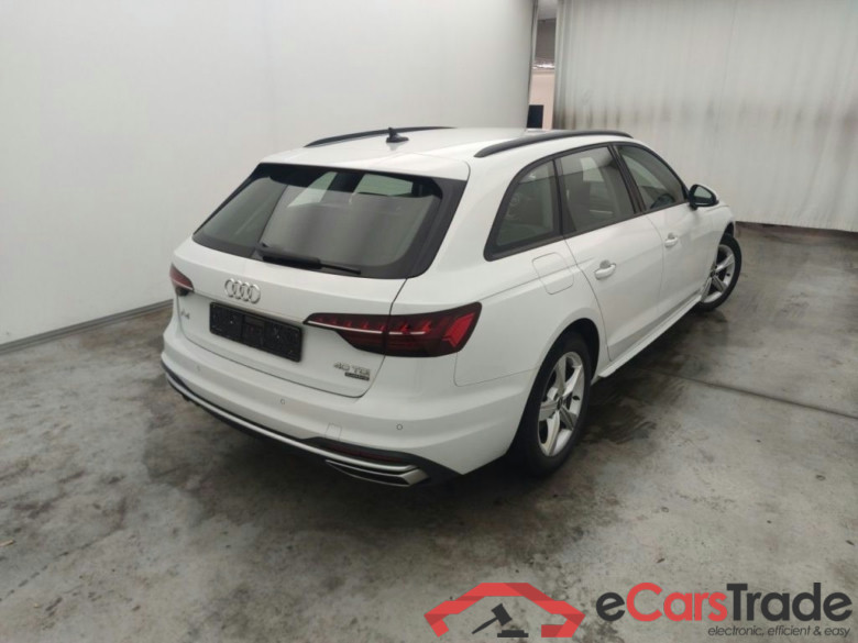 AUDI A4 AVANT DIESEL - 2020 40 TDi 204hp Quattro Advanced S tronic 5d #2
