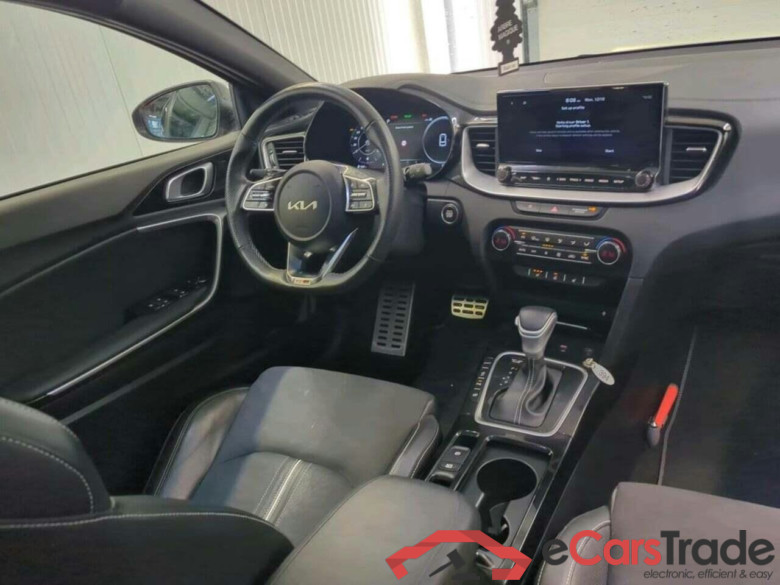 KIA CEE D 1.5 T-GDi GT-Line #3