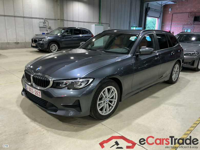 BMW 3 SERIES TOURING 2.0 320I (135KW) AUTO TOURING #1