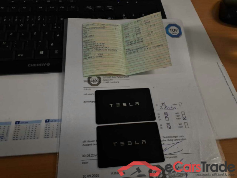 Tesla Model Y (01.2021->) DE - SUV5 Dual, Maximale Reichweite Dual AWD, 2021 - 2025 #3