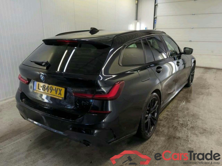 BMW 3-serie Touring 320e Bns Ed.P #2