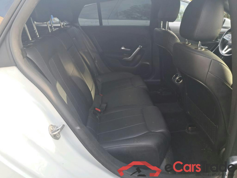 MERCEDES-BENZ CLA 1.3 CLA 250 E BUSINESS SOLUTION DCT #6