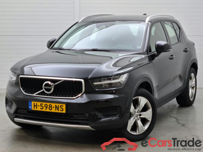 VOLVO XC40 1.5 T3 Momentum Pro