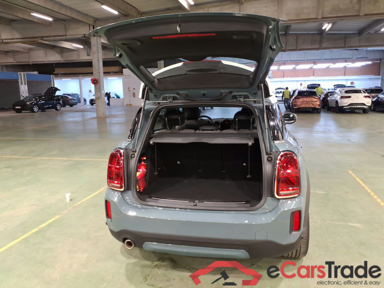 MINI Mini 1.5 COOPER S E 4WD AUTO #3
