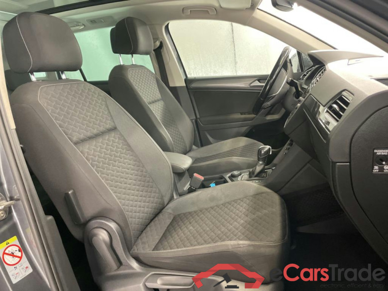 VOLKSWAGEN Tiguan 5p SUV 20 TDI 150 DSG7 Connect 4Motion #6