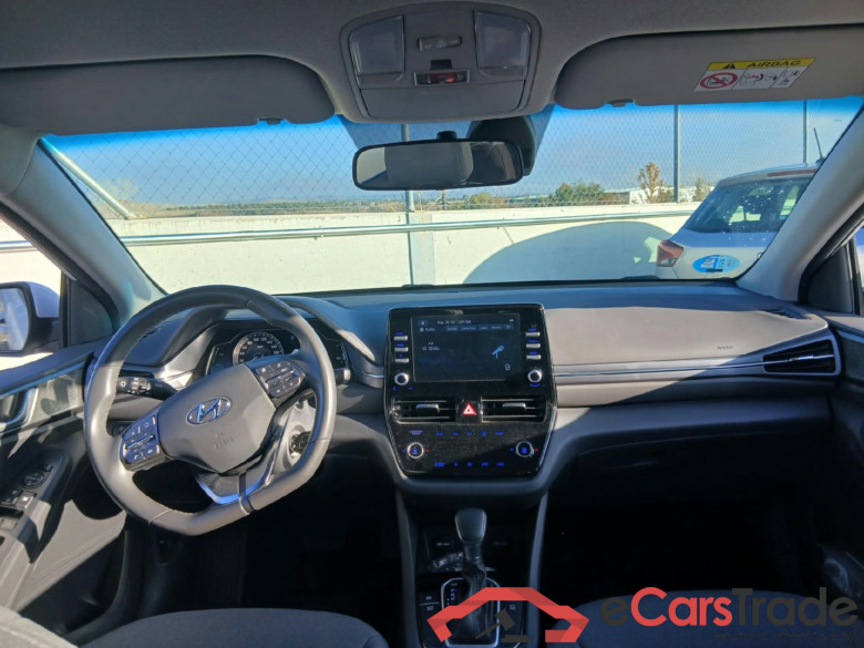 HYUNDAI IONIQ / 2019 / 5P / berlina con portón 1.6 GDI HEV Klass DCT #3