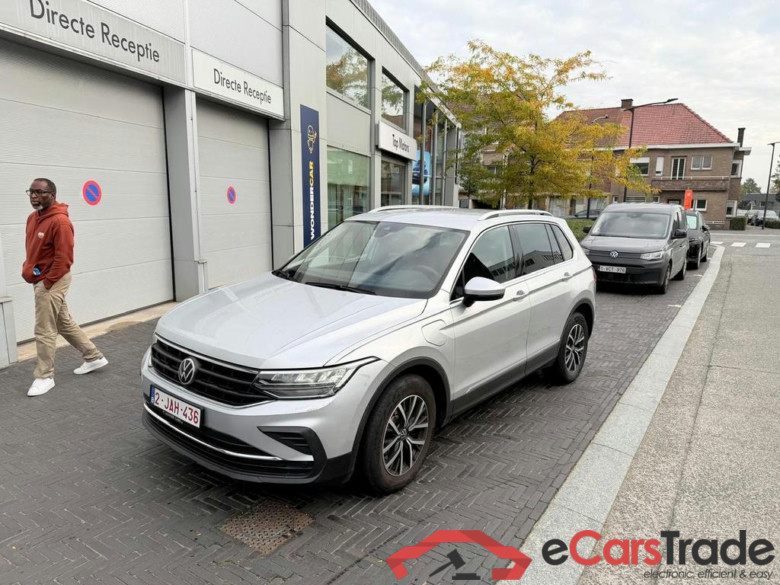VOLKSWAGEN Tiguan eHybrid (PHEV) 1.4 Life OPF DSG (180 kW)