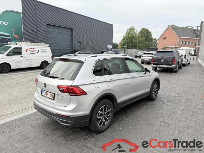 VOLKSWAGEN Tiguan eHybrid (PHEV) 1.4 Life OPF DSG (180 kW) #3