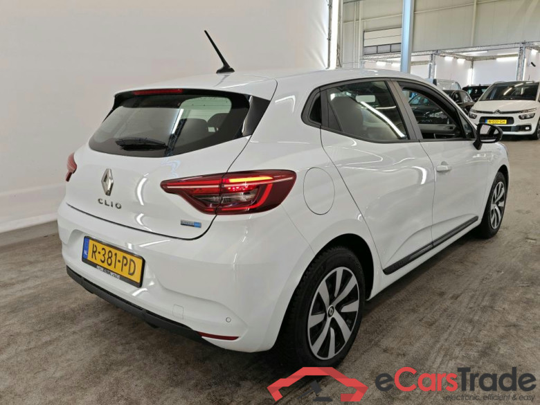 Renault Clio 1.6 Hybrid 140 E-TECH Equilibre 5d #2
