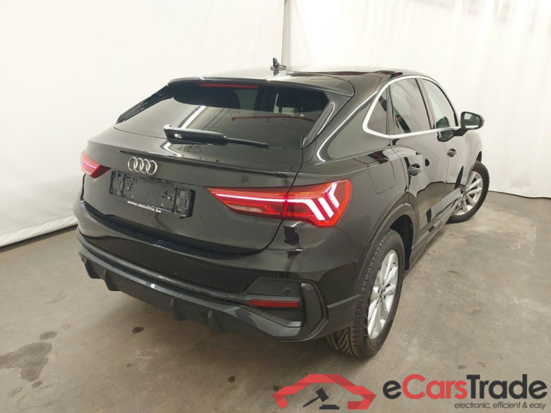 Audi Q3 Sportback 45 TFSI e S tronic 5d #2
