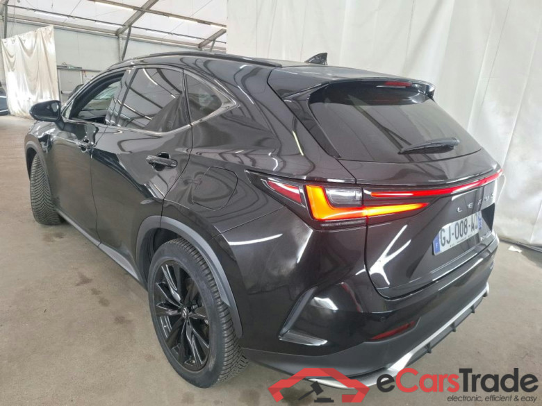 LEXUS NX / 2021 / 5P / SUV 450H+ 4WD F SPORT Executive #3