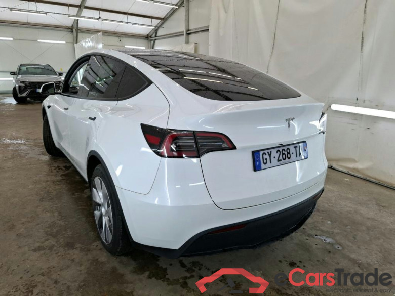 TESLA Model Y / 2021 / 5P / SUV RWD #5