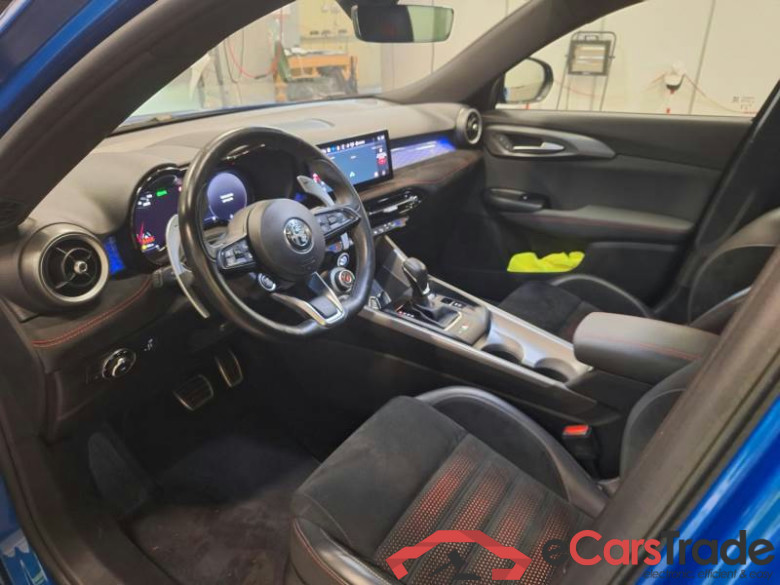 ALFA ROMEO TONALE / 2022 / 5P / SUV 1.5 160CV HYBRID TCT7 VELOCE #3