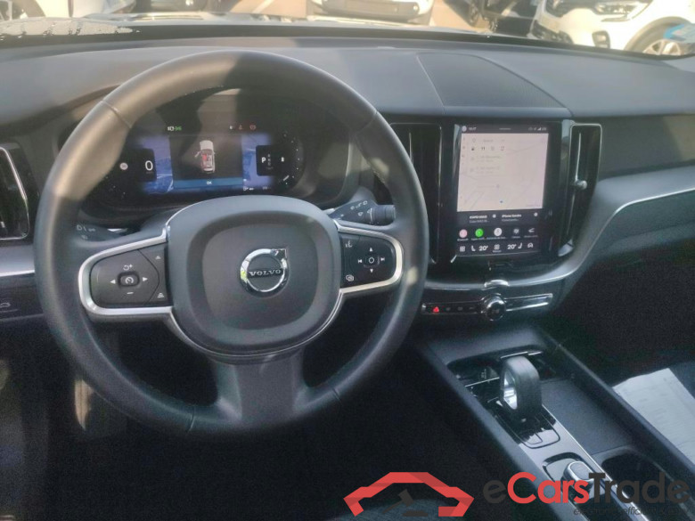 VOLVO XC60 / 2017 / 5P / todoterreno 2.0 B4 D Core Auto #3